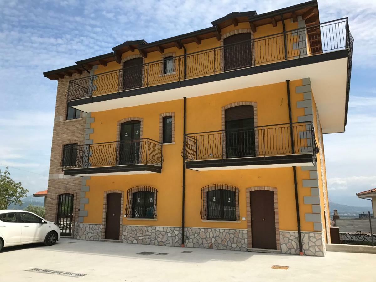 A Casa Di Laura B&B Apartments كامبانيا المظهر الخارجي الصورة